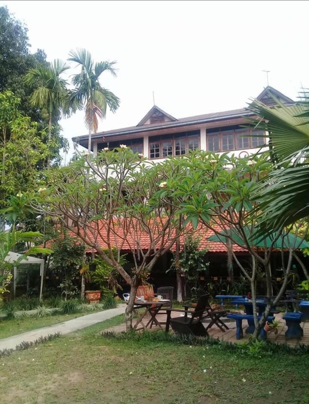 Thakhek Travel Lodge Exteriér fotografie