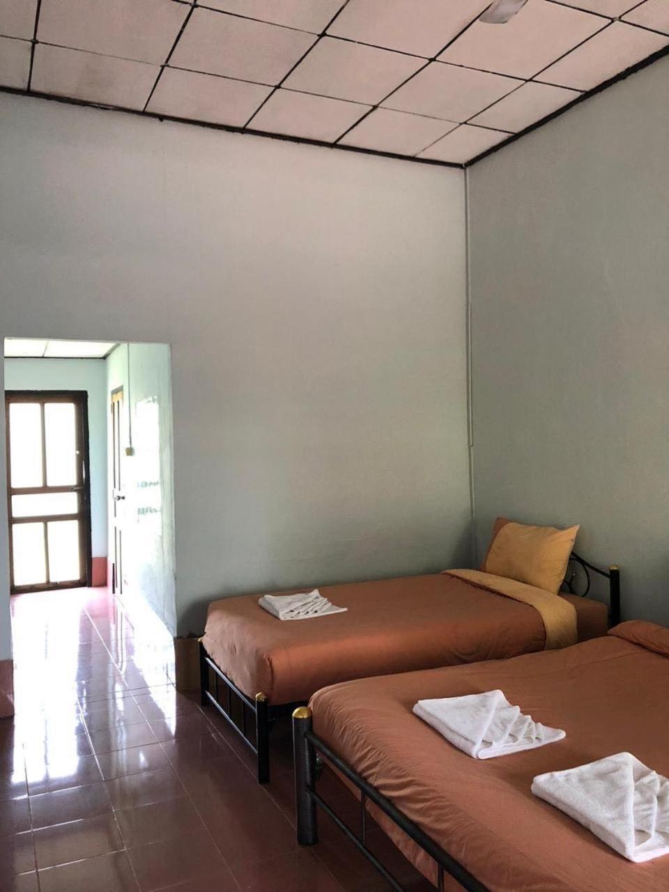 Thakhek Travel Lodge Exteriér fotografie