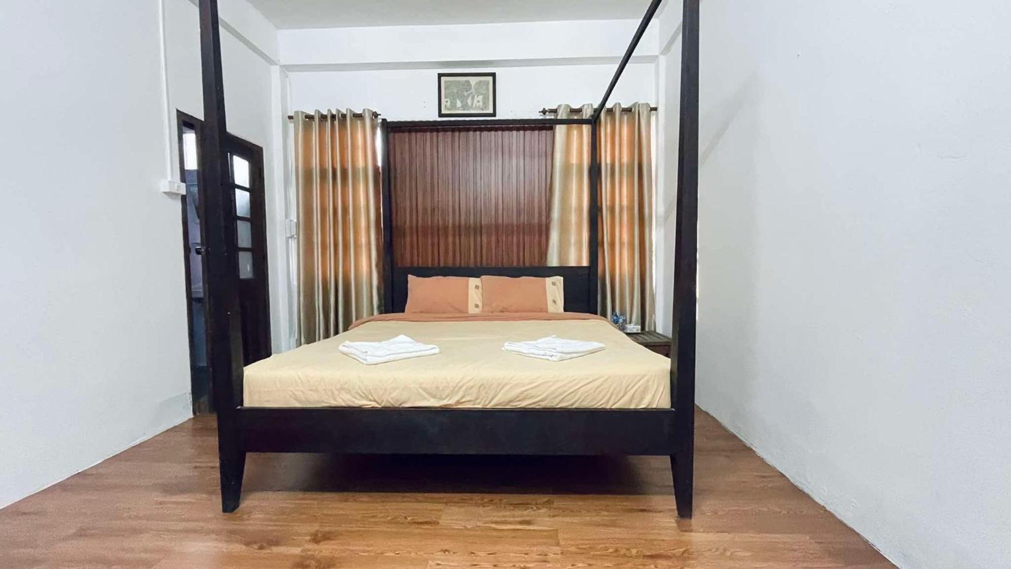 Thakhek Travel Lodge Exteriér fotografie