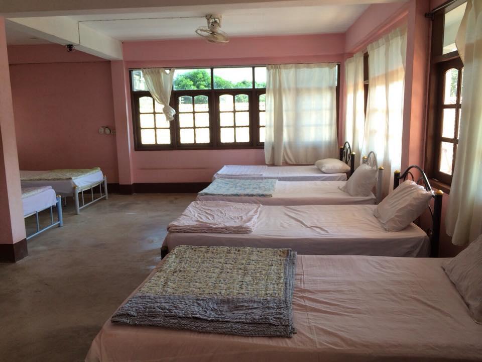 Thakhek Travel Lodge Exteriér fotografie