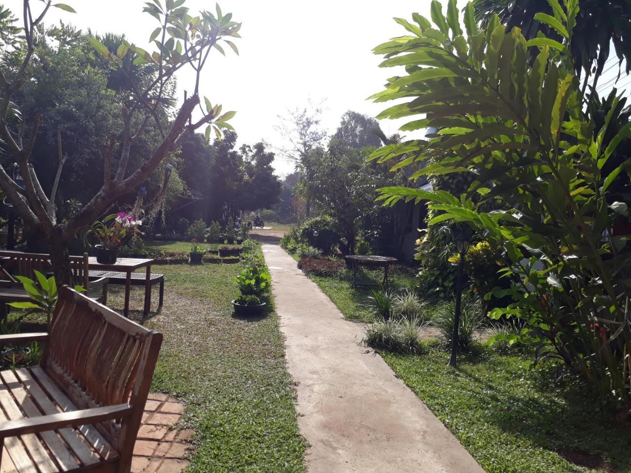 Thakhek Travel Lodge Exteriér fotografie